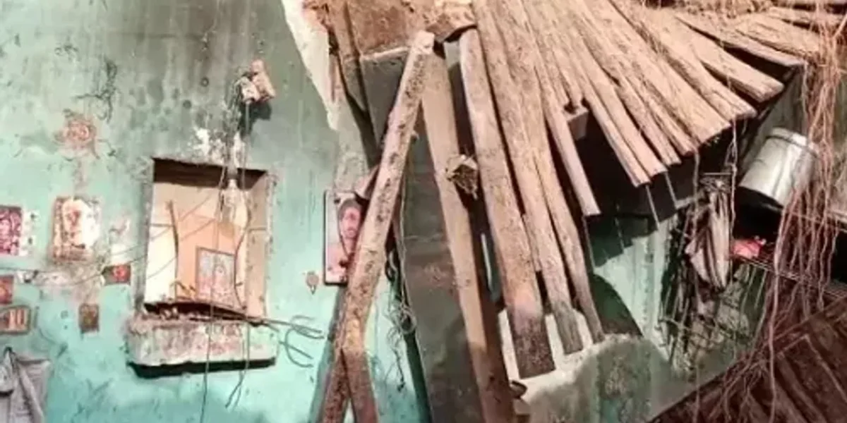 Gujarat: Three siblings killed as house collapses in Bharuch city