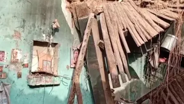Gujarat: Three siblings killed as house collapses in Bharuch city