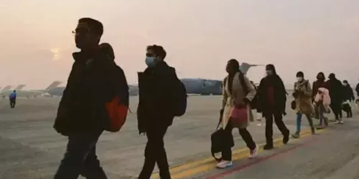 Indians in Ukraine told to give details for evacuation urgently
