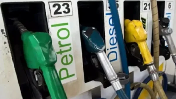 Report: Petrol, Diesel prices expected to rise by Rs 15-22 per litre