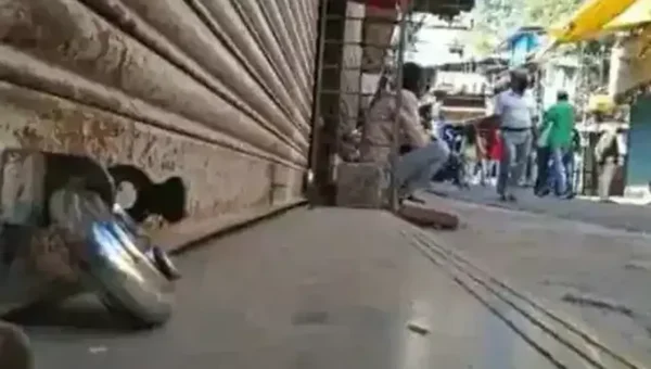 Bharat Bandh, rail tracks blocked in Bengal, empty streets in Kerala on day 1