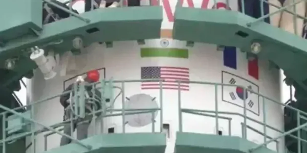 Russia removes flags of countries from rocket, retains India’s tricolour
