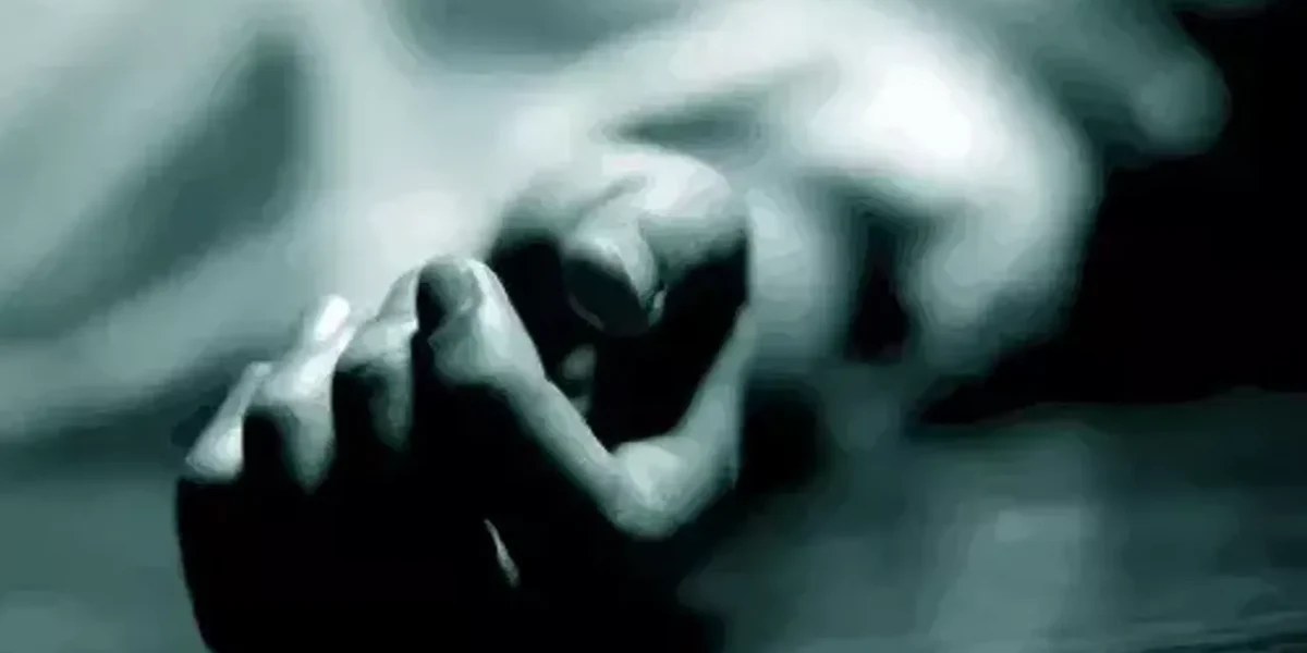 Ahmedabad: Man ends life as colleague takes loans in his name