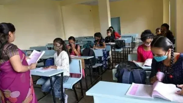 Maharashtra: Edu dept tells schools to give 15% fee discount to parents