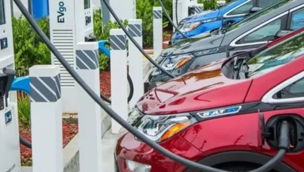 Bharat Petroleum to set up 2,000 EV charging stations on 100 busiest national highways