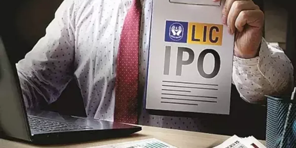 Govt to seek Rs.50,000 cr next month from LIC IPO: Report