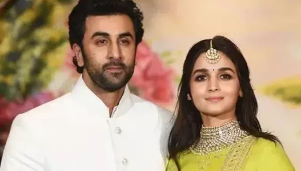 Ranbir Kapoor and Alia Bhatt are man and wife, get married in Punjabi wedding ceremony