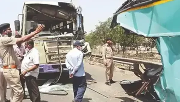 GSRTC bus rams into college bus on Ahmedabad-Vadodara expressway, student dies