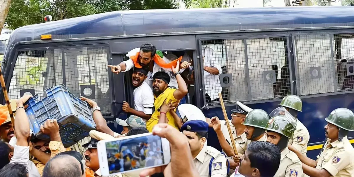 Congress leaders detained in Karnataka amid huge protests over contractor death