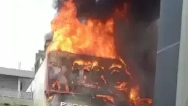 Massive fire breaks out at troy lounge and bar in Delhi’s Punjabi Bagh