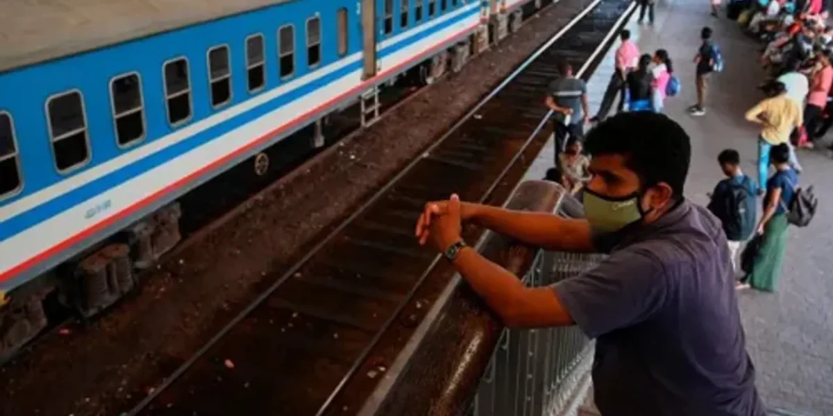 Good news for Rail passengers: Ticket bookings now possible From 45,000 post offices