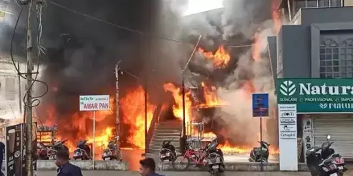 Vadodara: Firefighters rushed to the spot after a fire broke out in a shop at Karelibaug area
