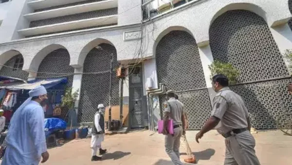 Delhi HC permits Nizamuddin Markaz Mosque to remain open for offering prayers till Oct 14