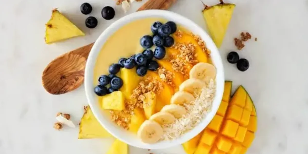 Fruity Mango Smoothie Bowl recipe