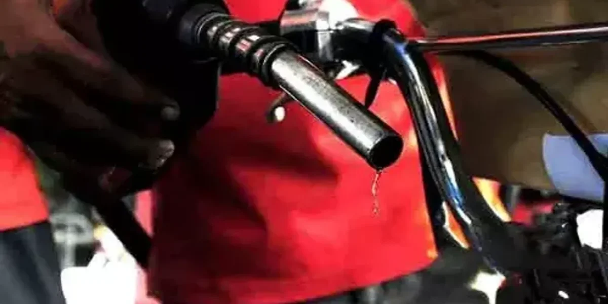 Petrol selling at Rs 180/L in Pakistan after govt lifts subsidy