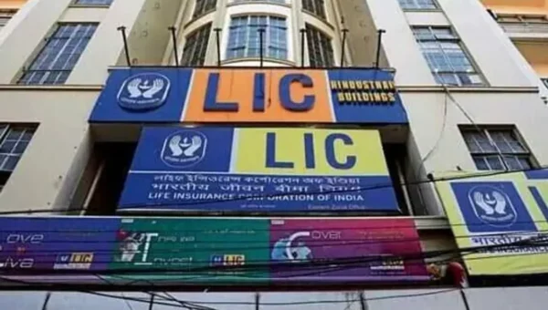 LIC IPO to remain open for subscription on Saturday and Sunday