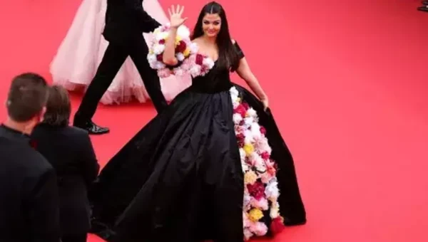 Aishwarya Rai Bachchan at Cannes 2022: Diva brings colour and grace to the red carpet in her second look
