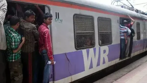 Mumbai local train services to be disrupted on Sunday due to maintenance work