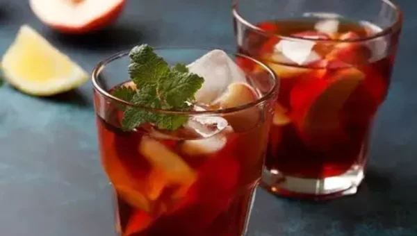 International Tea Day: Peach Iced Tea recipe