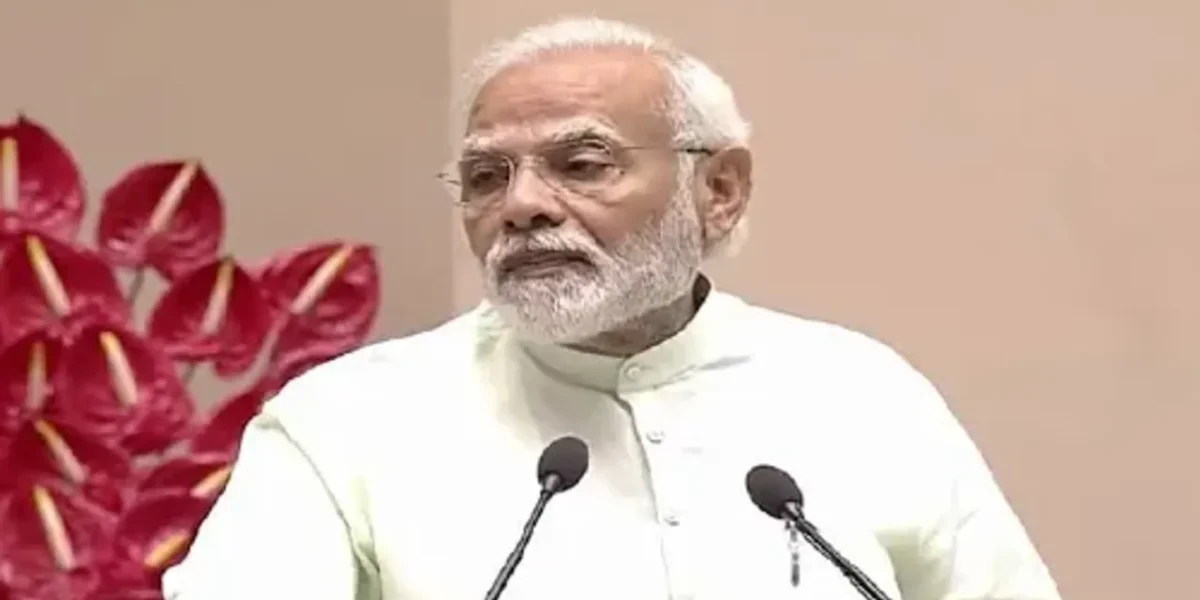Indian banks and currency should be made an important part of international & supply chain, says PM Modi