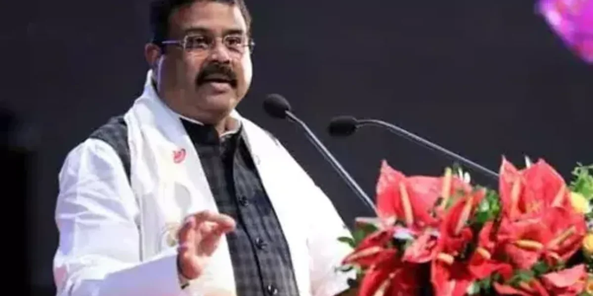 IITs to offer BEd courses, says Union education minister
