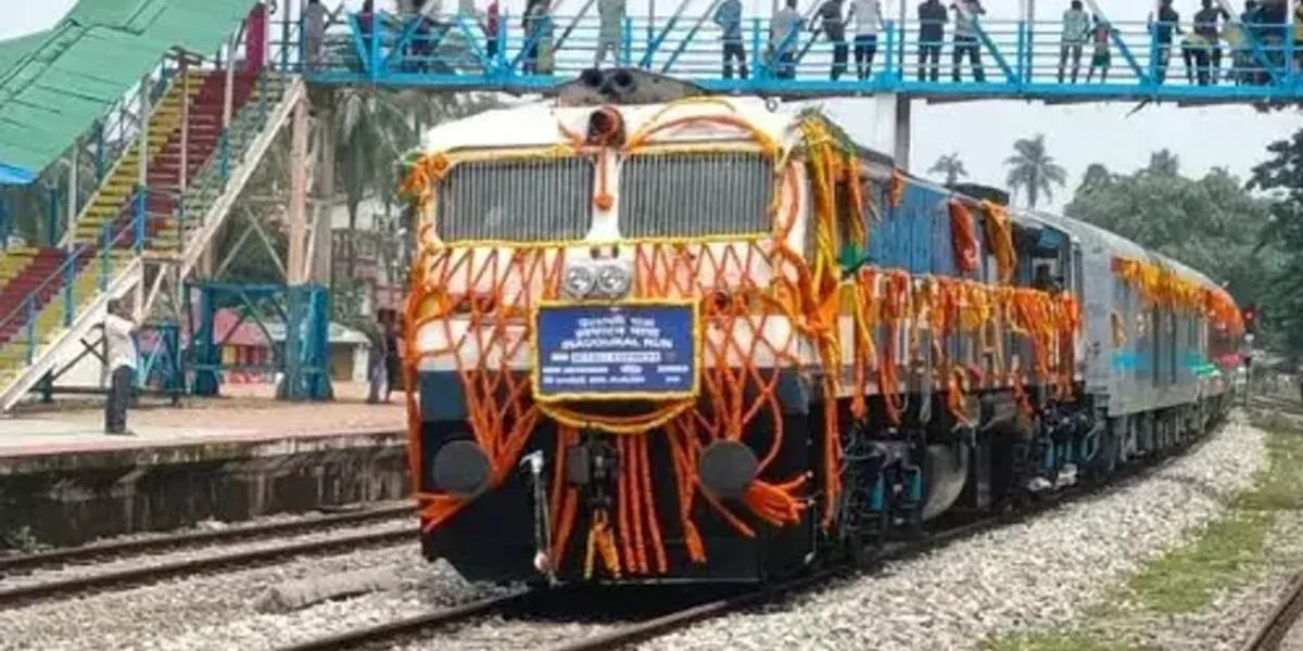 India-Bangladesh ‘Mitali Express’ train flagged off between New Jalpaiguri and Dhaka railway stations
