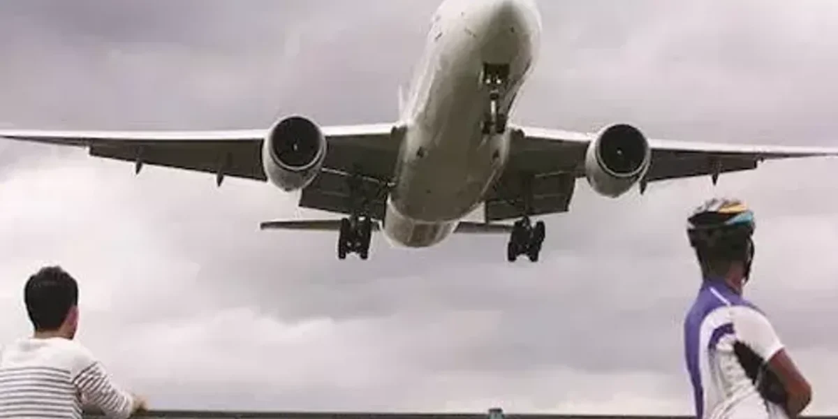 China bars Russian airlines with foreign planes
