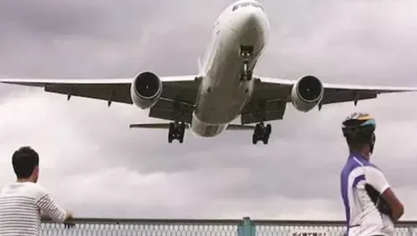 China bars Russian airlines with foreign planes
