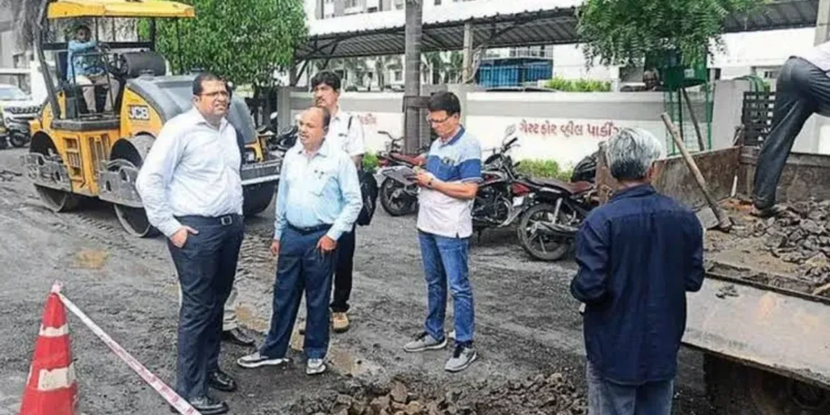 Potholes dent hole in Rajkot’s Smart City claim