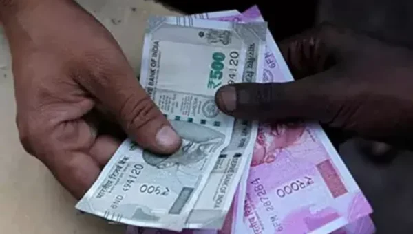 Rupee declines to an all-time low of 80 per dollar