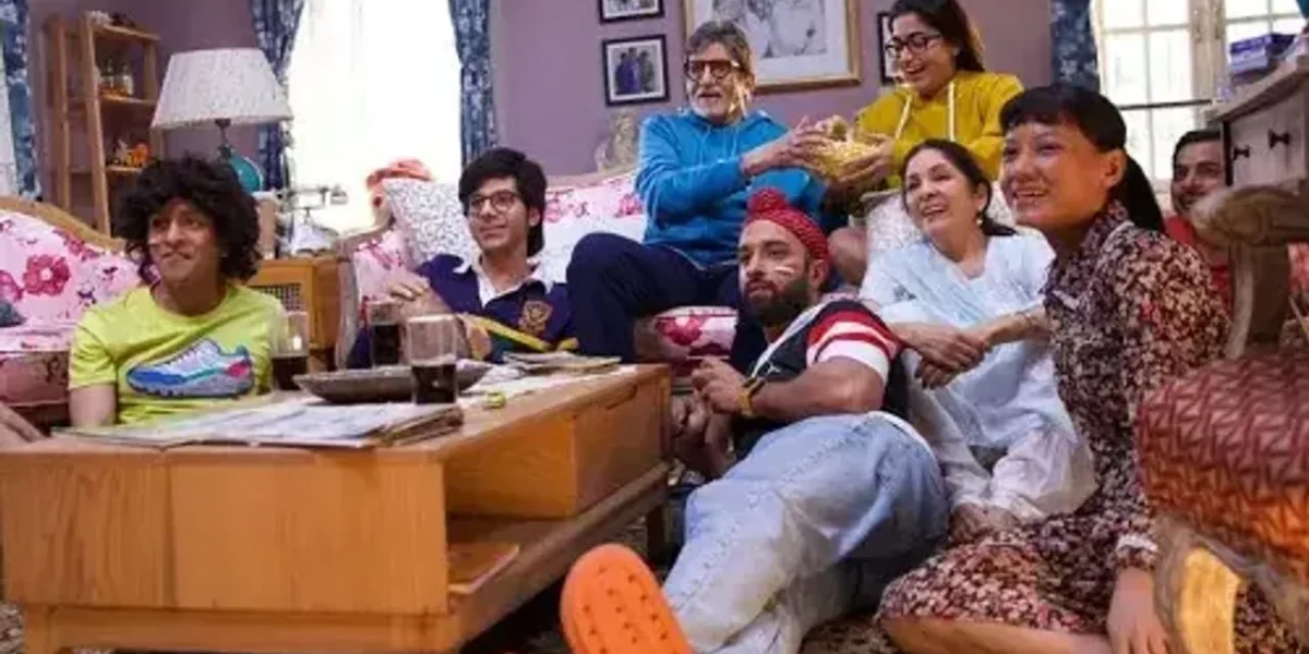 Good Bye first look: Rashmika, Amitabh Bachchan, Neena Gupta are a happy family