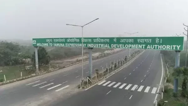 Yamuna Expressway Toll rates increased, journey to get expensive