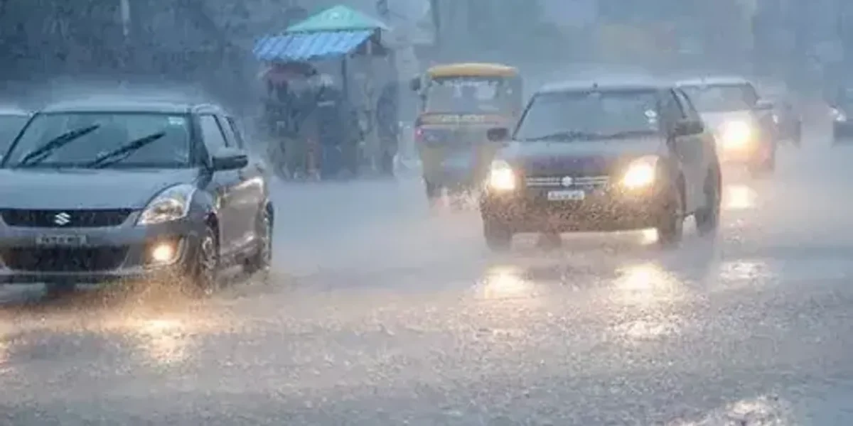 IMD predicts extremely heavy rainfall over South Peninsular India during next three days