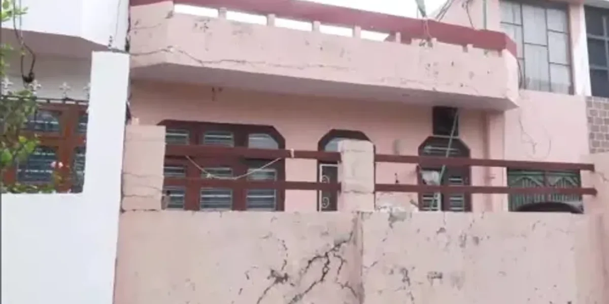 6 bodies found inside two houses in Jammu; SIT formed
