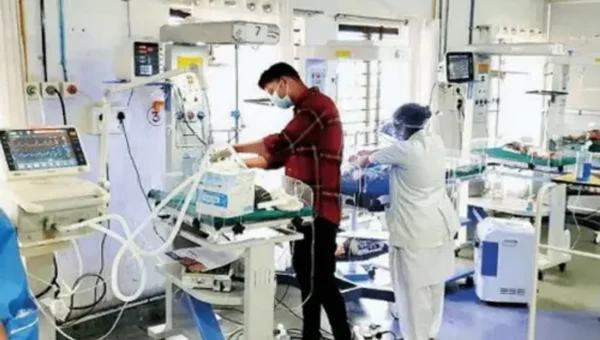 Newborn rescued from well in Dahod dies