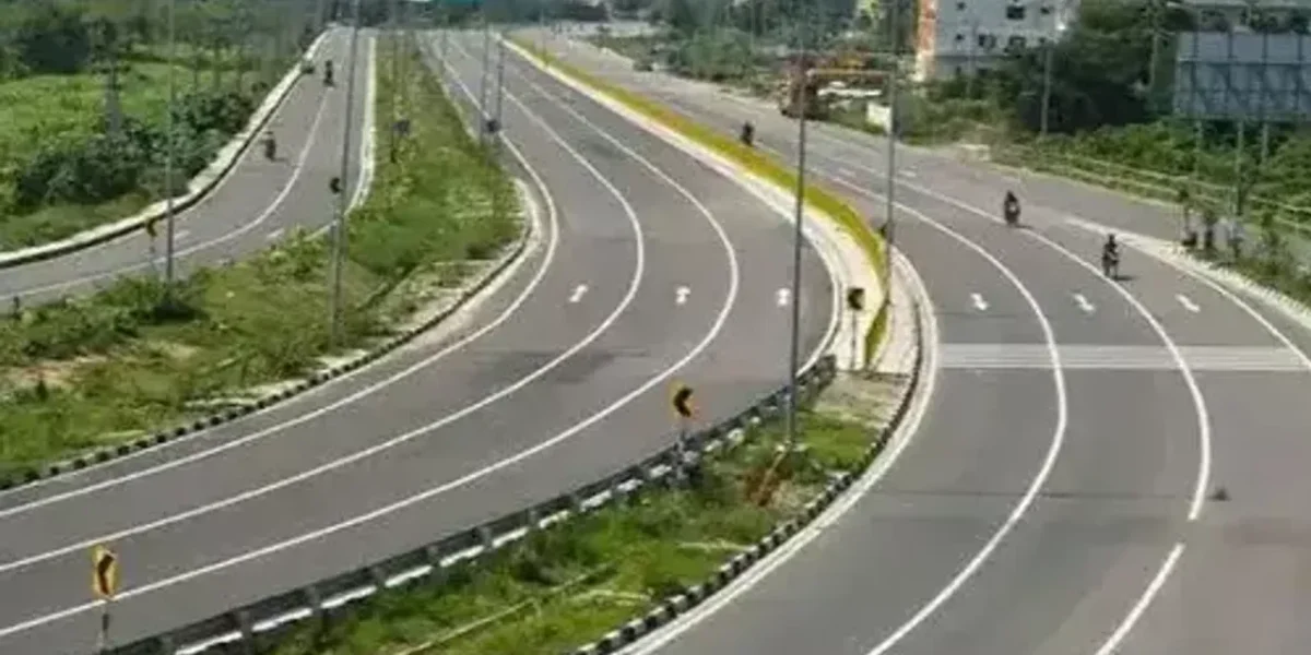 India to have 1.8 lakh km highways and 1.2 lakh km rail lines by 2025: Report