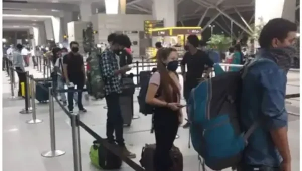 China resumes long-term visas for Indian students