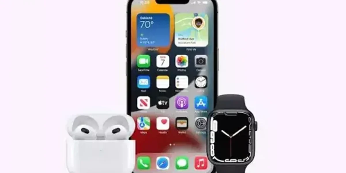Apple watch series 8, iPhone 14 launched