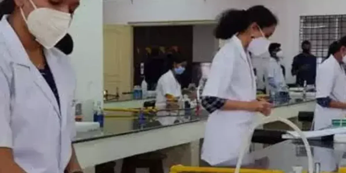 Maharashtra Private Medical Colleges demand Subsidy for implementing Govt fees in 50 percent seats