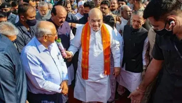 Clear garbage without delay: Union home minister Amit Shah to Ahmedabad Municipal Corporation
