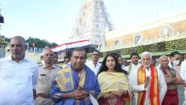 Mukesh Ambani visited Tirumala Tirupati Devastahanam temple in Andhra Pradesh