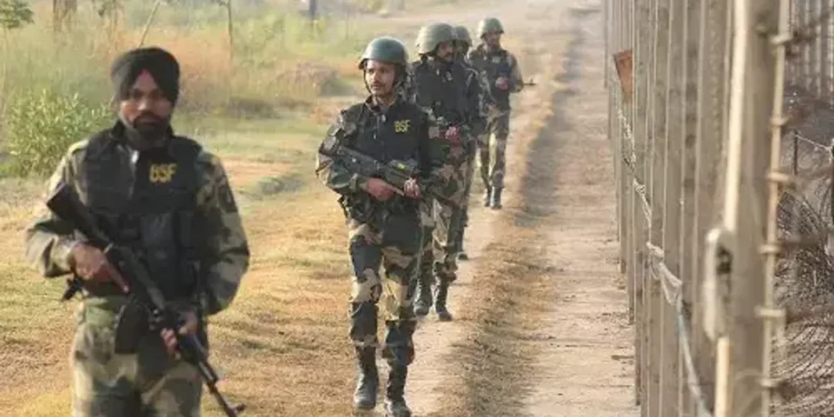 Pakistan violates ceasefire along International Border in Jammu