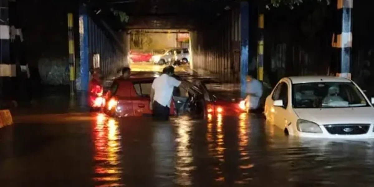 Bengaluru flooded after overnight rain, yellow alert issued