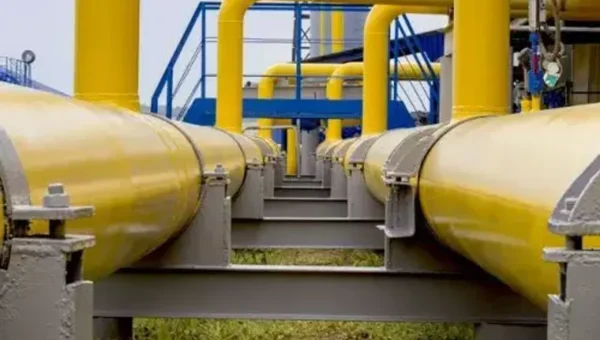 India in talks with Angola, Algeria for LNG supplies