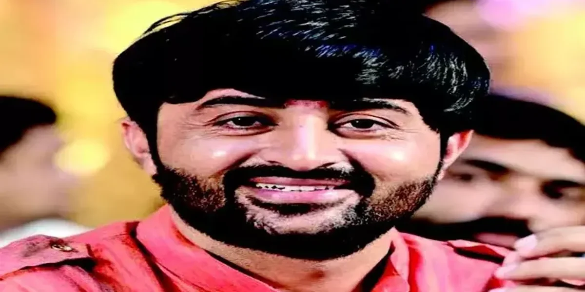 Trolled, folk singer from Rajkot seeks FIR against NRI