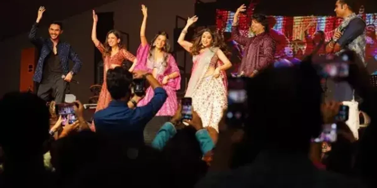 Ae haloo! Madhuri Dixit grooves on Boom Padi and celebrates the festive season with Maja Ma cast