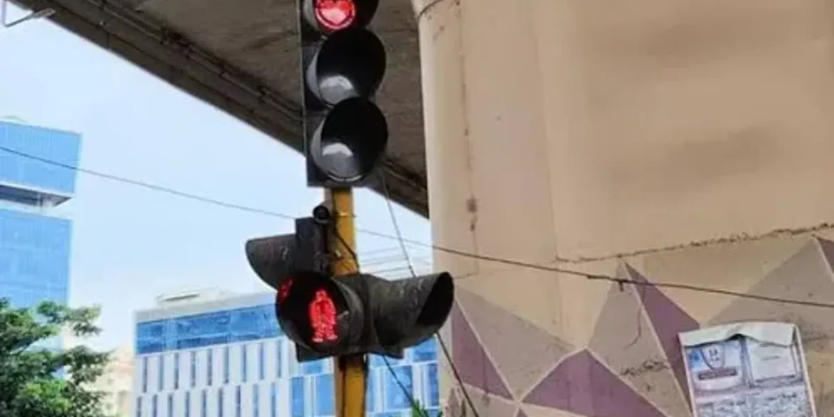 Bengaluru traffic lights to display red heart symbols