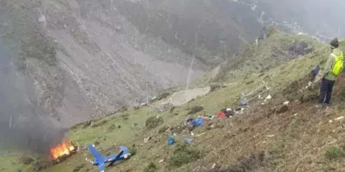 Helicopter with six aboard crashes in Kedarnath; deaths feared