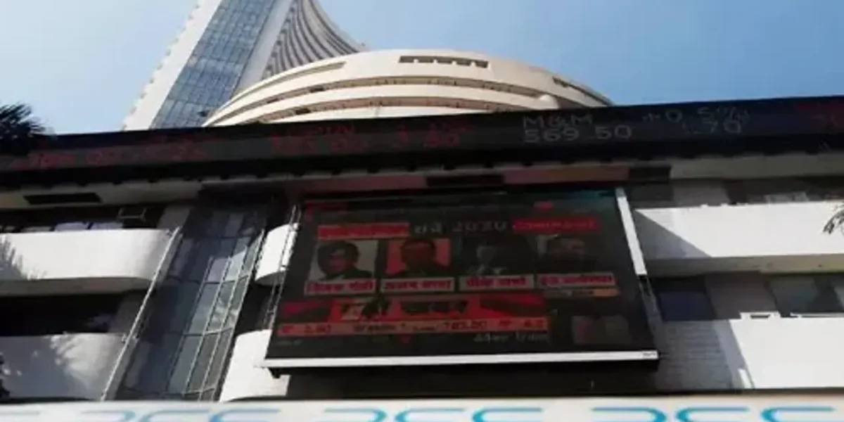 Sensex sheds 520 pts, Nifty ends 150 pts lower