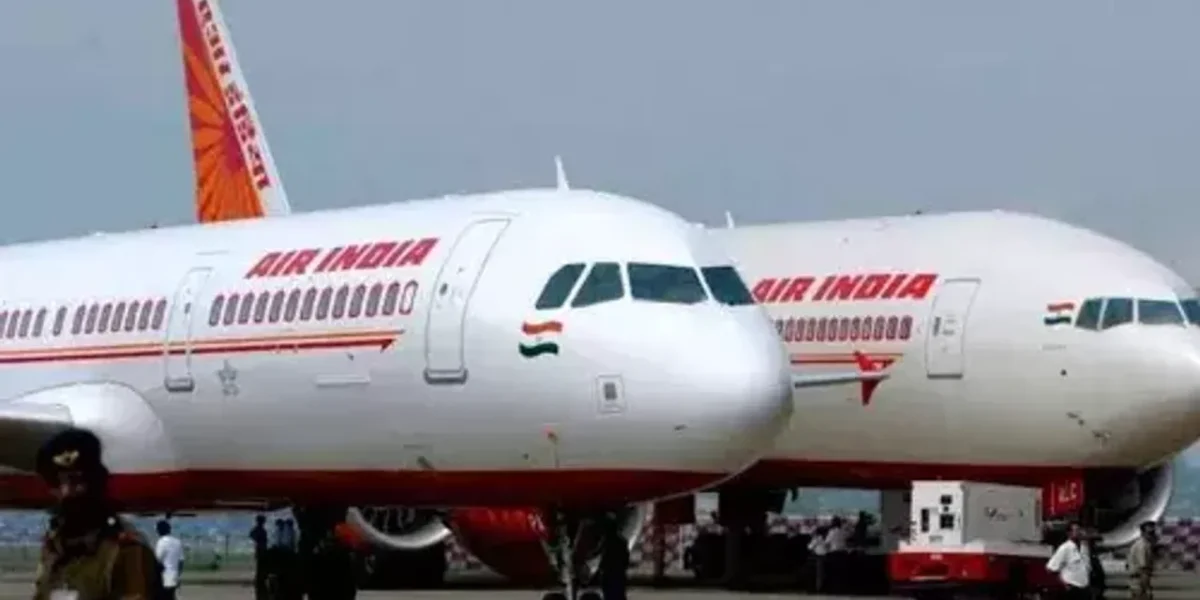 Air India asked to pay Rs 1000 crore in refund and fines